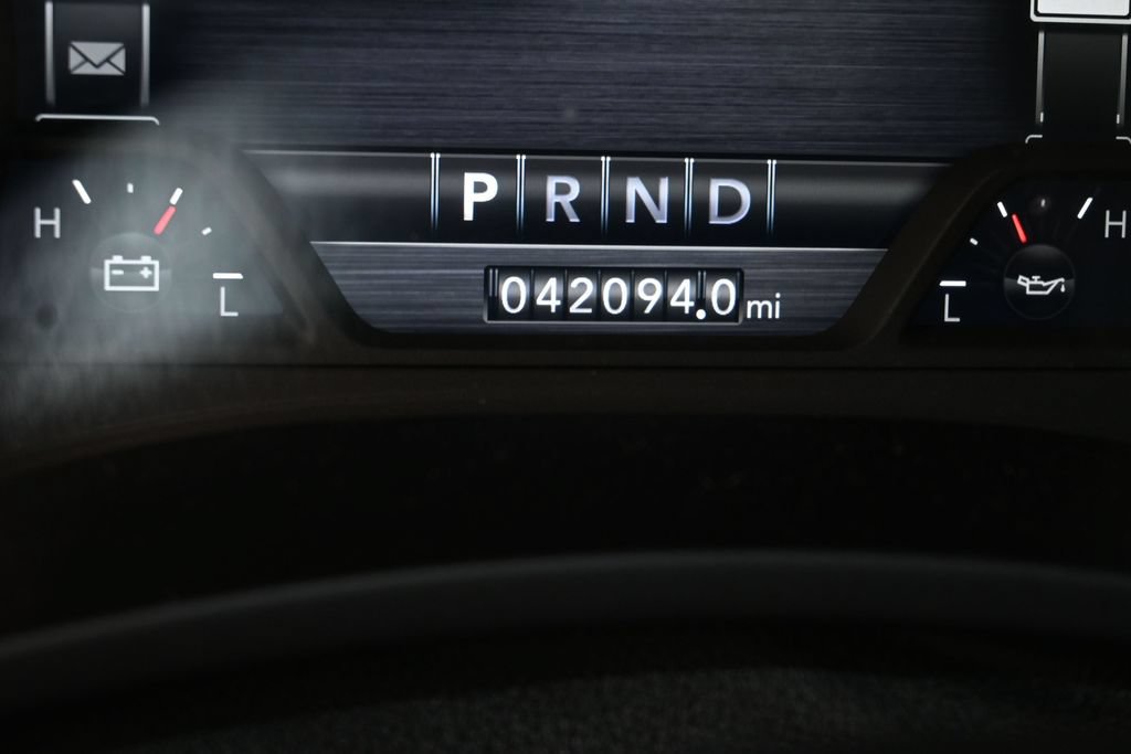 Used 2023 RAM 2500 Laramie AWD/4WD image 32