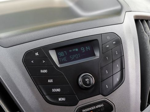 Used 2018 Ford Transit 250 148 Low Roof image 28