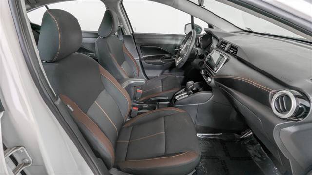 Used 2022 Nissan Versa SR FWD image 23