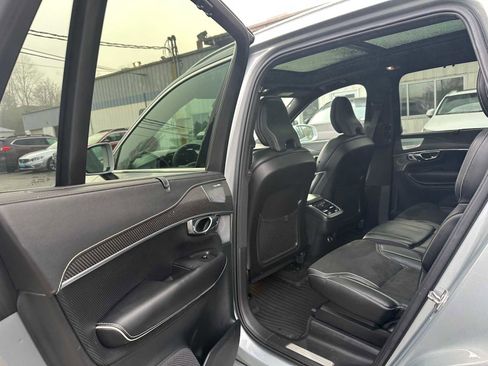 Used 2019 Volvo XC90 T6 R-Design w/ Advanced Package image 18