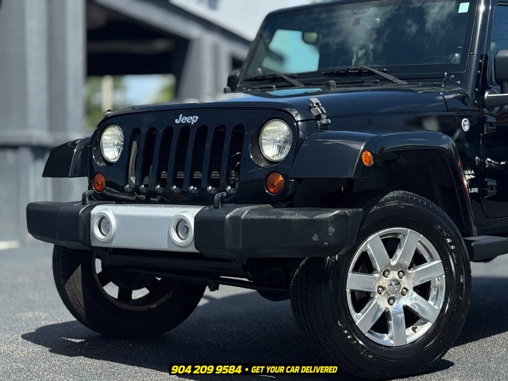 Used 2013 Jeep Wrangler Sahara w/ Connectivity Group AWD/4WD image 2