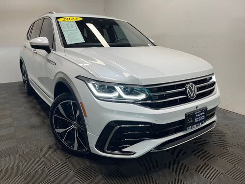 Used 2023 Volkswagen Tiguan SEL R-Line image 1