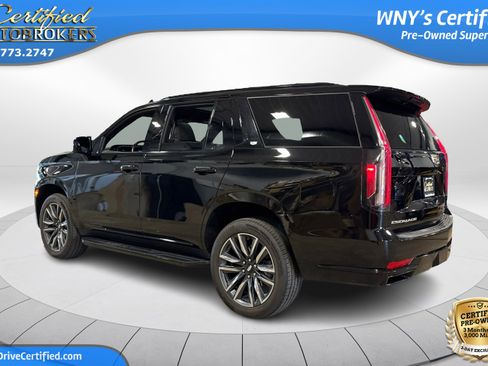 Used 2024 Cadillac Escalade Sport image 9