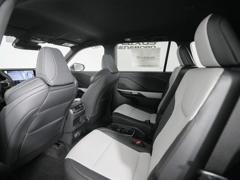 New 2026 Lexus TX 500h AWD image 11