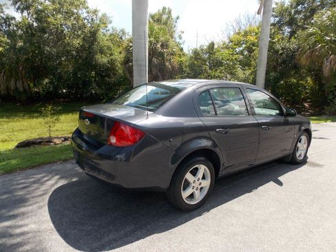 Used 2009 Chevrolet Cobalt LT w/ Preferred Equipment Group FWD image 11
