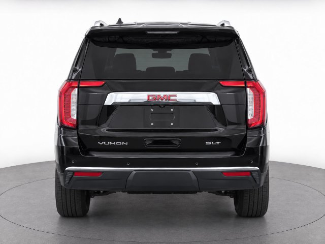 Used 2024 GMC Yukon SLT AWD/4WD image 7