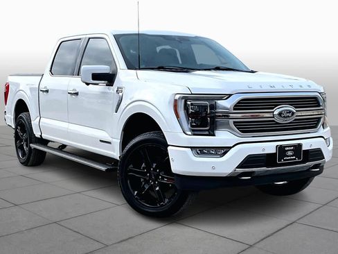 Used 2022 Ford F150 Limited image 2