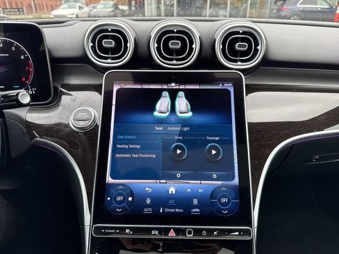 Certified 2022 Mercedes-Benz C 300 4MATIC Sedan image 30