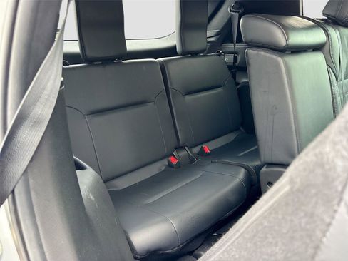 Used 2022 Mitsubishi Outlander SE FWD image 27