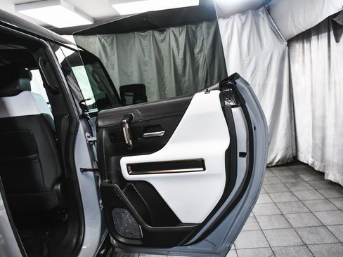 Used 2024 GMC Hummer EV 3X image 13