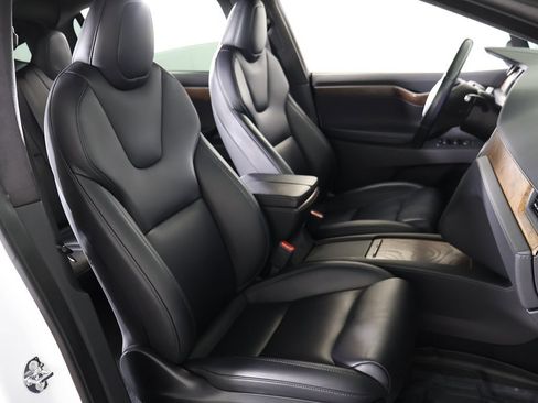 Used 2020 Tesla Model X Long Range image 27