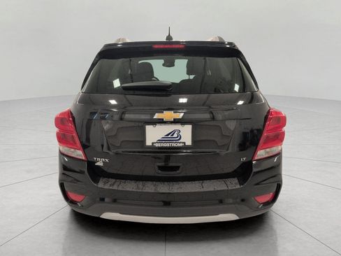 Used 2018 Chevrolet Trax LT w/ LT Convenience Package FWD image 23