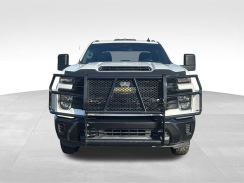 Used 2024 Chevrolet Silverado 3500 W/T AWD/4WD image 6
