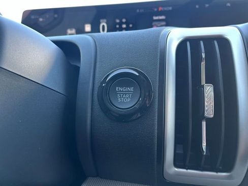 New 2026 Ford Expedition Active RWD image 14