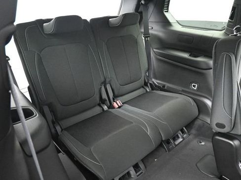New 2026 Jeep Grand Cherokee L Laredo w/ MOPAR Finishing Package AWD/4WD image 24