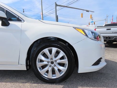 Used 2017 Subaru Legacy 2.5i Premium w/ Popular Package #1 AWD/4WD image 19