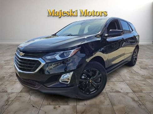 Used 2021 Chevrolet Equinox LT image 3