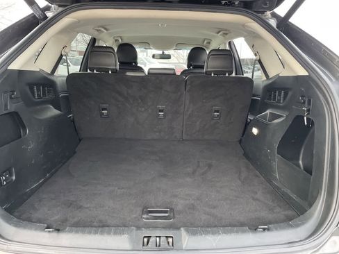 Used 2018 Ford Edge SEL w/ Equipment Group 201A image 17
