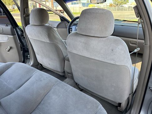 Used 1996 Honda Accord VP image 34