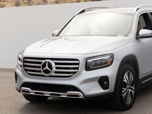 Used 2026 Mercedes-Benz GLB 250 image 6