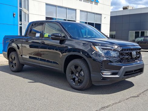 New 2026 Honda Ridgeline Black Edition image 2
