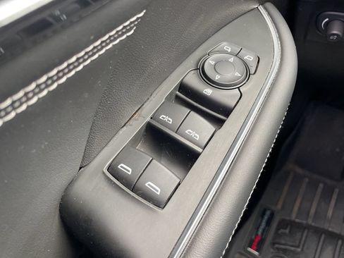 Used 2022 Buick Envision Preferred FWD image 29