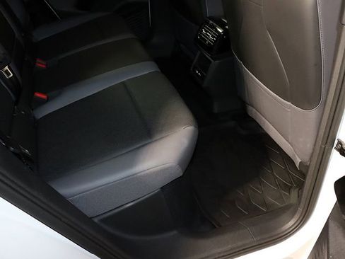 Used 2023 Volkswagen ID.4 Pro S image 35