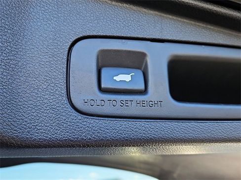 Certified 2020 Honda CR-V Touring image 30