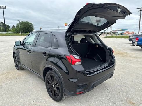 Used 2025 Mitsubishi Outlander Sport LE AWD/4WD image 4