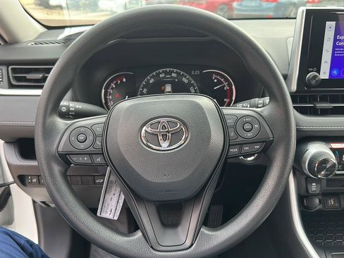Certified 2025 Toyota RAV4 XLE w/ Convenience Package image 30
