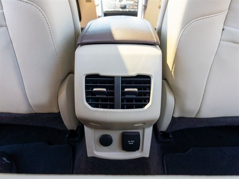 Used 2017 Ford Fusion Platinum AWD/4WD image 24