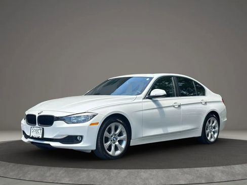 Used 2015 BMW 320i xDrive Sedan AWD/4WD image 1