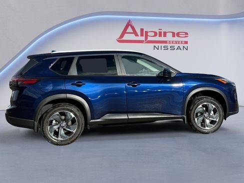 Certified 2024 Nissan Rogue SV w/ SV Premium Package image 6