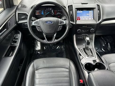 Used 2018 Ford Edge SEL w/ Equipment Group 201A FWD image 14