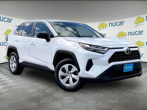 Certified 2025 Toyota RAV4 LE AWD/4WD image 1