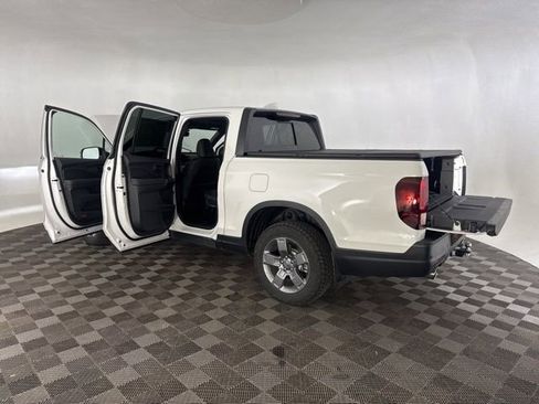 Certified 2025 Honda Ridgeline TrailSport image 21