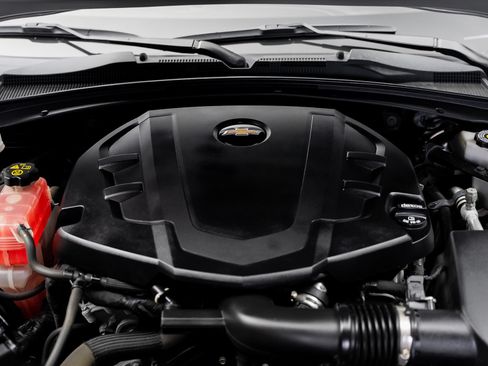 Used 2019 Chevrolet Camaro LT RWD image 60