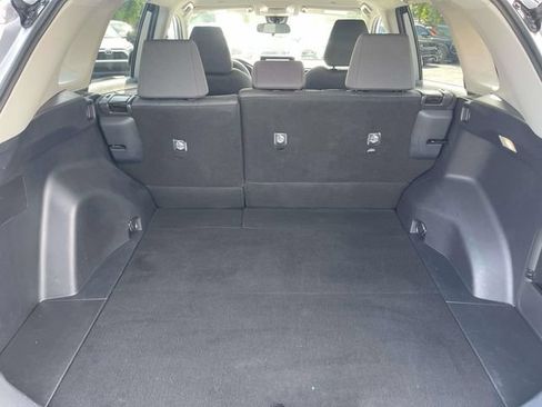 Used 2025 Toyota RAV4 XLE AWD/4WD image 21