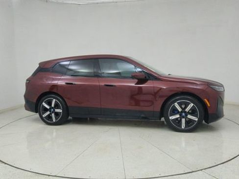 Used 2023 BMW iX xDrive50 w/ Premium Package image 68