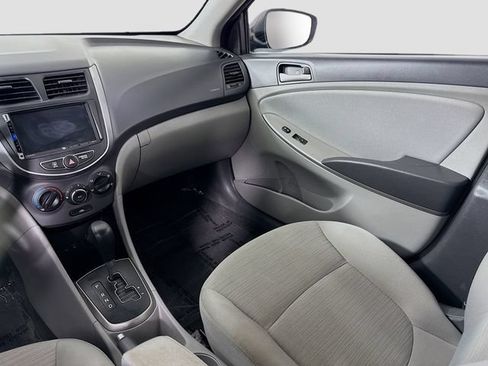 Used 2016 Hyundai Accent SE FWD image 20