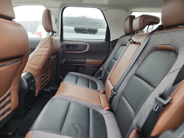 Used 2021 Ford Bronco Sport Outer Banks w/ Outer Banks Package AWD/4WD image 9