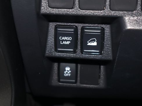 Used 2023 Nissan Frontier SV AWD/4WD image 21