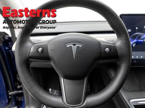 Used 2021 Tesla Model Y Long Range AWD/4WD image 10