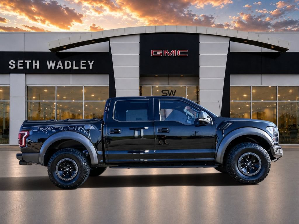 Used 2018 Ford F150 Raptor w/ Equipment Group 802A Luxury AWD/4WD image 8