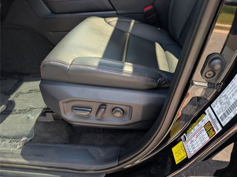 Used 2025 Toyota Sequoia TRD Pro AWD/4WD image 24