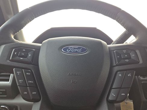 Used 2018 Ford F150 XLT w/ Equipment Group 302A Luxury AWD/4WD image 23