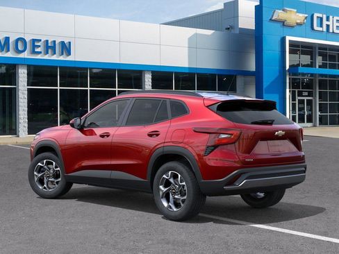 New 2026 Chevrolet Trax LT FWD image 3