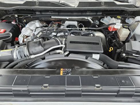 Used 2024 Chevrolet Silverado 2500 LTZ w/ LTZ Plus Package AWD/4WD image 31