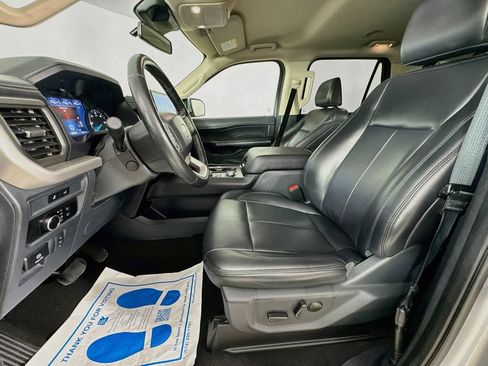 Used 2024 Ford Expedition XLT AWD/4WD image 25