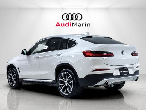 Used 2021 BMW X4 xDrive30i AWD/4WD image 3